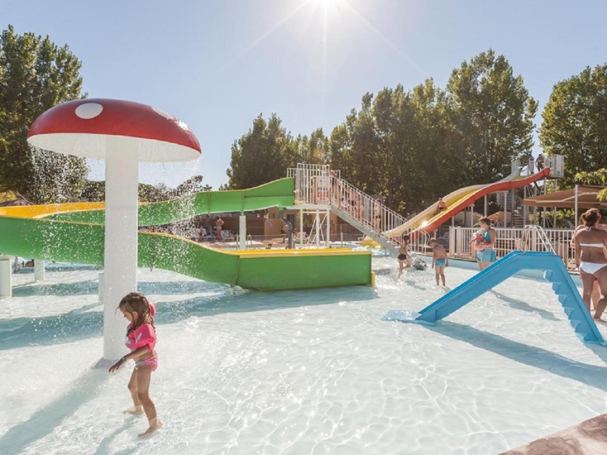 Camping L'Occitan Vias Exterior photo